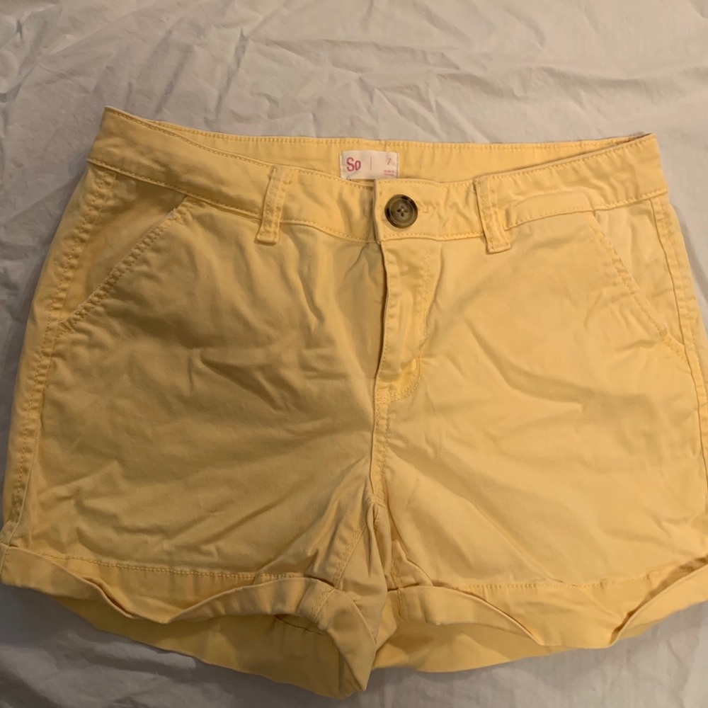 Yellow cotton shorts